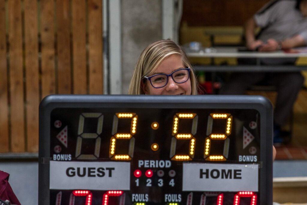 Die Spielregeln von Tchoukball sind für Anfänger leicht verständlich.
